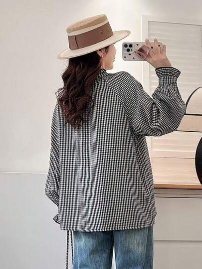 女士春夏格子荷叶袖衬衫，立领设计，前襟纽扣细节，常规长度休闲上衣，黑色