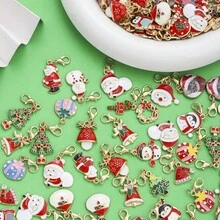 25pcs Random Mixed Christmas Series Metal Keychain, Perfect Practical Design, Various Christmas Gift Hanging Accessories, Ideal Christmas Party Decorations & Small Gifts