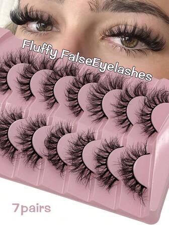 7对高品质自然逼真3D交叉假睫毛，轻盈舒适，卷翘持久，适合日常佩戴、舞台表演、约会、聚会等场合。