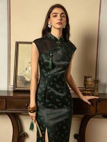 Faeriesty ​Exquisite Women's Modern Chinese Cheongsam With Elegant Small Mandarin Collar, Chic Cap Sleeves & Graceful Side Slit - Perfect For Business Banquets, Wedding Receptions, Charity Galas, Opera Nights, And Sophisticated Soirees.​​