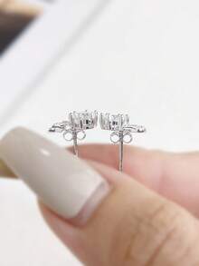 1Pair Classic Exquisite 0.5ct Six-Clawed Four-Pointed Star Moissanite Diamond Drop Earrings S925 Sterling Silver Wedding Earrings Engagement Stud Earrings Luxury Jewelry For Gifts Girls Women Anniversary - Silver - View 3