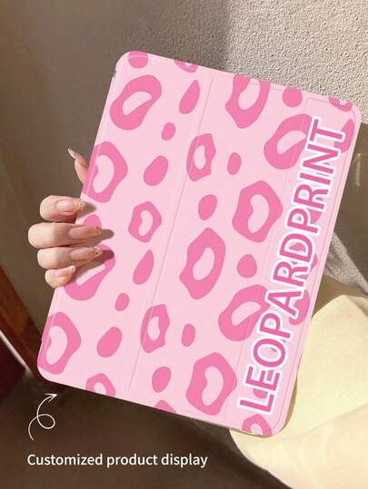 1pc Transparent Pencil Slot 3-Fold Leopard Print Painted Tablet Case, Customizable Text, Letter, Clear Print Image, TPU Soft Edge Protection, Built-In Pencil Slot, 3-Fold Stand, Magnetic Sleep/Wake, Minimalist Creative Style, Compatible With IPad Mini4/Mini5/Mini6/Air/Air2/9.7/10.2/10.5/Air4/Air5/10.9/Pro 11-Inch/10th Gen/IPad Air 11-In.(M2)-2024, Galaxy Tab A8 10.5 Inch 2022, Pen Not Included, Final Font Style Follows The Visual Effect