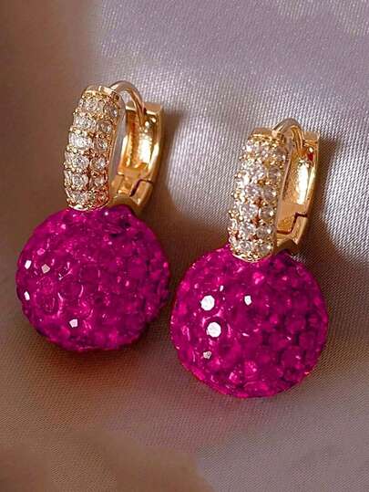 زوج أنيق من أقراط مطلية بالراين الأحمر والوردي والأسود، ديكور كرة ماسية، مناسبة للارتداء اليومي للنساء وحفلات المساء المهمة، هدية مناسبة للصديقة