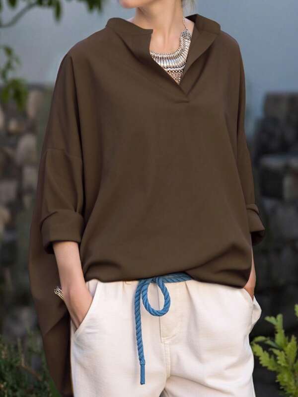 Blusa de manga larga elegante y versátil de unicolor para mujer de talla grande, cómoda camisa de manga larga de cuello en V de talla grande, diseño de hombros caídos, hecha de tela tejida semitransparente