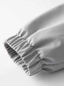 男士连帽长袖拉链夹克，饰有反光条纹，时尚美观，精致的拉链设计，适合运动或休闲穿着。 - 淺灰色 - 查看 4