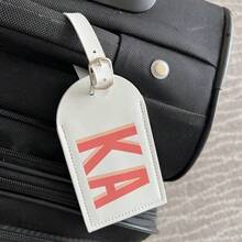 个性化阴影字母行李牌，PU旅行包标签，行李牌，送给她/他的最佳礼物。