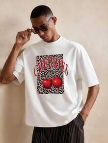 Graduation Gown With A Vibrant Leopard Print Featuring Two Bright Red Cherries And The Word CHERRIES In Bold Red Forming An Arch Above Them, Women's Blouses. - 白色的 - 查看 2