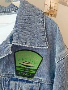 2pcs UFO Travel Iron-On Patches, Alien And Glow-In-The-Dark UFO Embroidered Applique Badges For Men's Fashion Accessories, Sewing Enthusiasts, Clothing, Bag And Hat Decoration, Bag Embellishment, DIY Crafts, Casual Fashion, Alien Theme, Sewon Applique, Fabric Badge, Fashion Badges, Decorative Patches, Men's Accessories, Patch Collectors - 彩色 - 查看 5