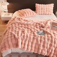 1条奢华仿貂绒毛毯,加厚双层柔软蓬松,触感如云朵般柔软,适用于家居、客厅、卧室、沙发等场所,也是提升家居生活品质的绝佳礼物。 - 粉色 - 查看 10
