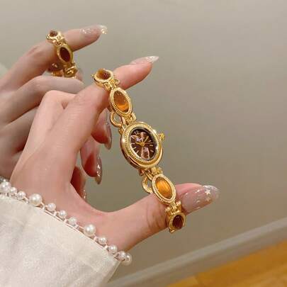 1件女士金/绿腕表，简约新款小表盘设计，优雅时尚，石英机芯，适合日常佩戴/派对场合