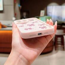 Funda de Teléfono Moderna y Elegante Gaozhu con Lazo Rosa y Flor de Cerezo, Funda Protectora de TPU a Prueba de Golpes de Cobertura Completa y Precisión, Compatible con Apple  6/7/8/X/Xs/Xr/Xs Max/11/12/13/14/15/16 Pro Max, Funda Iph Pro Max, Funda Iph Pro, Funda Iph, Fundas Protectoras de Diseñador Lindas y Femeninas para Mujeres - 1 pieza - Ver 5
