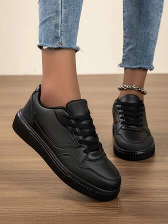 Women's Flat Round Toe Lace-Up Skate Shoes, Fashion Casual Black Sneakers, Versatile & Comfortable