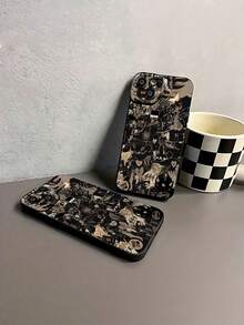 ¡Qué ambiente más terrorífico! Funda para teléfono compatible con Samsung,  17,  16 Pro Max,  15 Pro Max,  13 y  12. Fabricada en TPU, ofrece protección contra golpes y caídas. Un regalo perfecto para familiares, amigos, parejas, el Día de Muertos y Halloween. - Negro - Ver 6