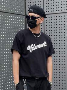 1. 秋冬季男士新款贝雷帽，大头围设计，帅气鸭舌反戴式帽带，适合嘻哈、街头、优雅等多种风格。