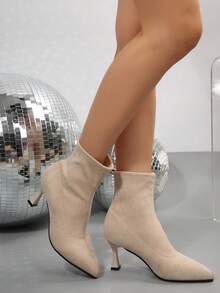 新款尖头细跟女靴，百搭时尚踝靴，优雅高跟鞋 - 米色(細跟02) - 查看 6