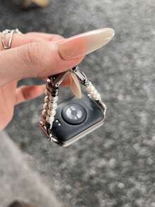 1 pieza de estilo de vacaciones de verano para mujer, estilo de fragancia pequeña con diamantes incrustados y correa de perlas, adecuado para Band 8 Pro/9 Pro, para Mi Band 3/4/5/6/7, 8/8 NFC/9/9 NFC/10/10 NFC, para Watch4/Watch5/Watch6 - Plateado - Ver 1