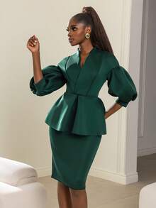 Faeriesty 优雅别致的深V领中长款派对连衣裙，蓬松泡泡袖和荷叶边腰身设计 | 修身铅笔裙 | 完美适用于正式场合、晚宴、高档聚会和圣诞节搭配。 - 墨綠色 - 查看 5