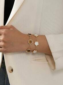 2pcs/Set Fashion Classic Style White/Brown Clover Bracelets Valentines - Multicolor - View 3