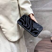 Zebra Striped Black Matte Anti-Drop Shockproof Phone Case Suitable For Samsung A03S A04 A12 A13 A15 A21S A24 A25 A32 A33 A34 A35 A50 A51 A52 A53 A54 A55 A71 S20/FE S21/FE/PLUS/ULTRA S22/PLUS/ULTRA S23/FE/PLUS/ULTRA S24/FE/PLUS/ULTRA - màu đen - Xem 4