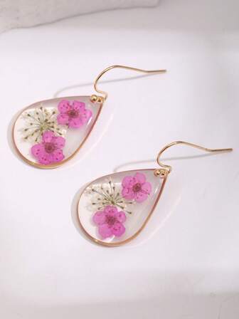 زوج من أقراط الزهور المجففة من نوع نسيان الحب بشكل قطرة الدمع، مناسبة للارتداء اليومي للنساء