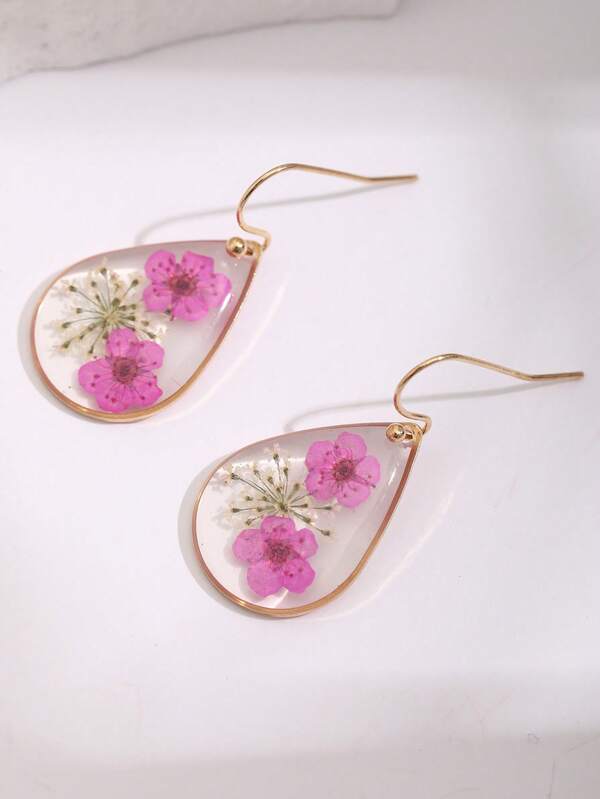 زوج من أقراط الزهور المجففة من نوع نسيان الحب بشكل قطرة الدمع، مناسبة للارتداء اليومي للنساء