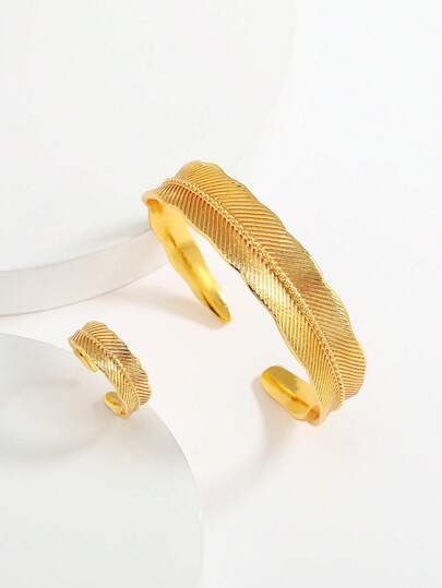 مجموعة مجوهرات نسائية مطلية بالذهب على طراز الشرق الأوسط السعودي، تصميم أوراق نحاسية، 1 سوار و 1 خاتم، هدية مثالية للعائلة والأصدقاء، مناسبة للارتداء اليومي، 23 جرام