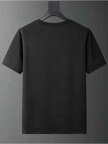 Camiseta Unisex para Parejas - Diseño de Corazón "Él la ama", Impresión de Amor, Regalo de San Valentín y Aniversario, Ajuste Casual Cómodo para Todas las Estaciones, Ropa Romántica, Camisetas Lindas para Parejas, Atuendo Diario, Diseño Juguetón, Impresión Duradera, Top de Manga Corta, Atuendos a Juego - Mujeres - Negro - Ver 3