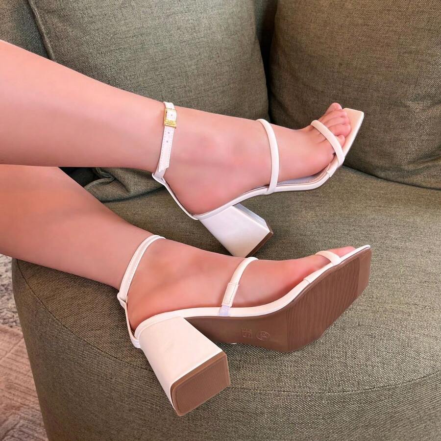 REF 240 - Sandália Salto Bloco Com Tiras Branca sapatos feminina elegante - Branco - Visão 1