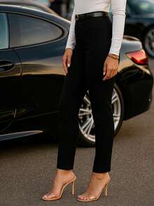 Pantalón Ajustado para Dama con Cinturón.  Tela Elástica - Negro - Ver 3