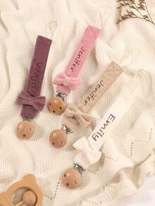 2个装个性化婴儿奶嘴夹，可爱波点印花，可定制图案，男女宝宝通用，通用安抚奶嘴夹，适合万圣节、洗礼、感恩节、圣诞节礼物、婴儿派对礼物、家庭装饰礼物等。