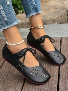 Women's Floral Hollow Lace-Up Flat Comfortable Soft Bottom Walking Shoes, Breathable Slip-On Casual Shoes - Black - View 6