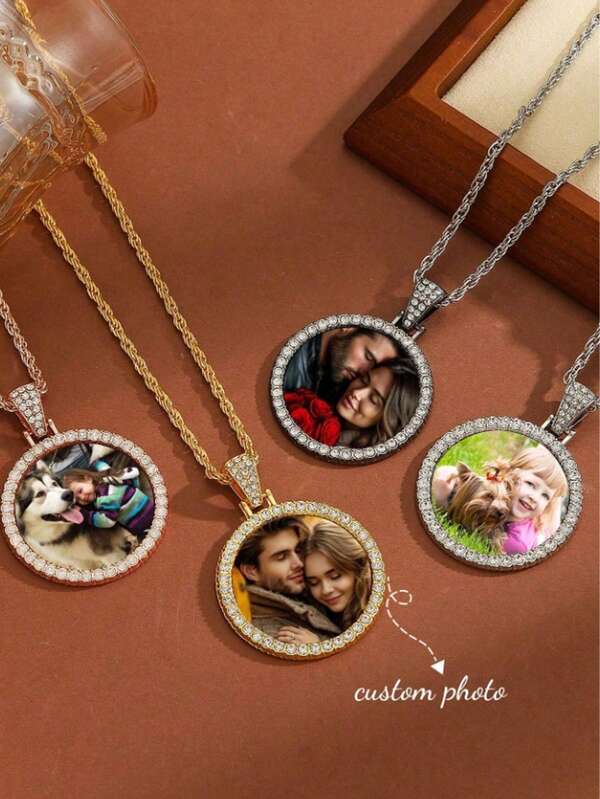 1 PC Custom Sparkle Rhinestone Artificial Zirconia Round Charm Pendant Necklace, Personalized Memory Picture Family Couple Photo Pendant Necklace, Gift For Women And Man, Family, Friends, Father, Mother, Boyfriend And Girlfriend, For Festivals, Anniversaries, Birthday Gifts