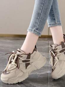 男女皆宜的厚底运动鞋，透气网眼鞋面，厚底设计，适合春、夏、秋、冬穿着的休闲运动鞋 - 卡其色 - 查看 3