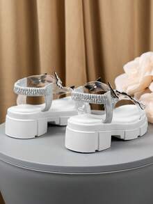 1 Pair Children's Fashion Rhinestone Butterfly Thick-Sole Sandals - Silver White, With Elastic Ankle Strap, Cute, Comfortable And Elegant. They Are Great For Daily Wear, School Life, Park Play And Summer Outings, And Can Be Easily Paired With Various Outfits. - Silver - View 5