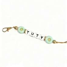 1个定制名字钥匙扣，硅胶珠定制钥匙扣礼品，背包钥匙扣，送给妈妈的礼物。色彩缤纷，可爱，萌趣，趣味十足，卡哇伊，千禧年风，时尚，男女皆宜，休闲百搭，可定制，个性化，独一无二，送给他的理想礼物，送给初中生、高中生、大学生、大一、大二、低年级学生的理想礼物，精致浪漫，实用时尚。