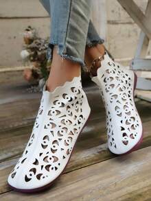 New Minimalist Soft Toe Cap Black Mary Jane Shoes, Round Toe Retro Style, Sweet & Comfortable Strap Flats, Suitable For Mothers - Beige - View 4