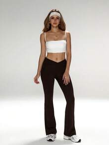 显瘦高腰设计，内置口袋，喇叭裤腿，高腰喇叭瑜伽裤，收腹运动紧身裤，带口袋健身裤，高腰收腹喇叭紧身裤带口袋 - 棕色 - 查看 4