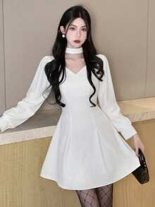 Đầm suông ngắn cổ chữ V đính kim tuyến đơn sắc dành cho nữ, thích hợp cho hẹn hò và đi nghỉ - trắng - Xem 7