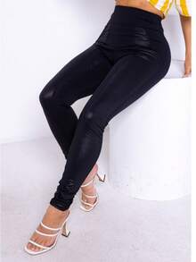 Calça Legging Feminina Montaria com Detalhes em Cirrê Suplex Premium