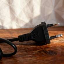 Retro Style Table Lamp - Ver 4