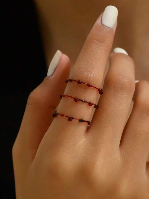 1 Set Gothic Style Dark Blood Drop Design Rings, Halloween Jewelry, Holiday Party Jewelry, Gift For Best Friend. The Color Depth And Bead Decoration On The Handmade Rings Are Random