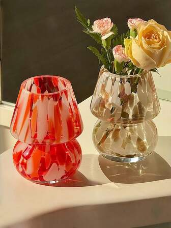 1个蘑菇造型扎染玻璃迷你花瓶，可爱ins风桌面鲜花花瓶装饰，适用于餐厅、客厅、卧室、阳台