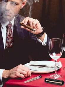 1 cái máy cuốn thuốc lá thủ công 110mm, thích hợp cho việc tự cuốn thuốc lá, nhiều màu sắc để lựa chọn, máy cuốn thuốc lá nhanh gọn, thiết kế hình nón, máy cuốn thuốc lá bằng nhựa, cho ra những điếu thuốc hoàn hảo mỗi lần sử dụng, thích hợp để tạo hình thuốc lá rời. - Nhiều màu - Xem 5