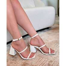 REF 240 - Sandália Salto Bloco Com Tiras Branca sapatos feminina elegante - Branco - Visão 5