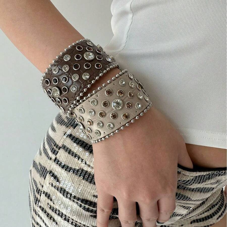 Hip-Hop Edgy Wide Bracelet - Punk Rhinestone Heavy-Duty Leather Cuff, Retro Western Wasteland Style, Spicy Girl Niche Fashion Jewelry - 1 - Xem 1
