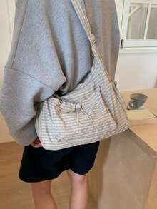 Túi đeo vai nữ kẻ caro, kiểu dáng giản dị, đa năng, có khóa kéo gập, dây đeo điều chỉnh được, phù hợp sử dụng hàng ngày, cho học sinh/sinh viên, kiểu dáng tối giản dễ thương với nhiều ngăn xếp ly và túi dây rút phía trước. - Nhiều màu - Xem 9