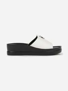 Metallic Accent Platform Slides - Casual Summer Women's Shoes - White - View 3