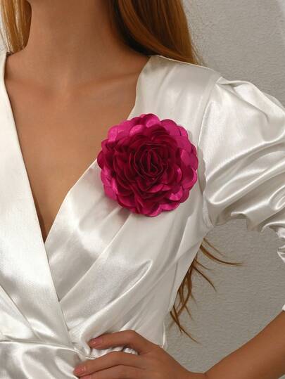 Broche floral 3D oversized feito à mão em cetim, estilo boêmio, design exclusivo, elegante broche em forma de camélia, ideal para mulheres usarem casualmente, em festas ou como presente.