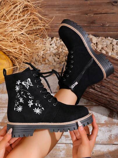 Women's Ankle Boots, Paisley & Butterfly Pattern Preppy Style Lace-Up Flat Ankle Boots, Comfortable For Daily, Holiday, Party Wear, Autumn/Winter