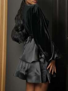 秋季 V 领多层荷叶边裙、黑色天鹅绒优雅浪漫女士连衣裙、长袖拼接连衣裙、派对连衣裙、女士约会夜服装、女士哥特式万圣节服装 - 黑色 - 查看 8